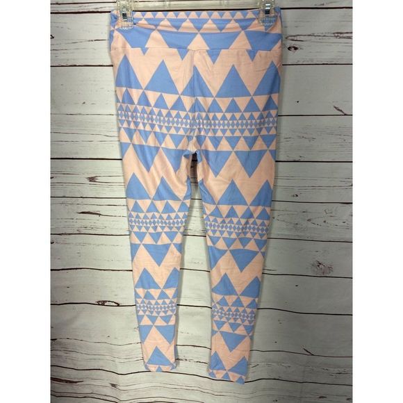 LuLaRoe Aztec Pattern Leggings Womens Full Length Leggings Size:One Size Pink & - Picture 7 of 7